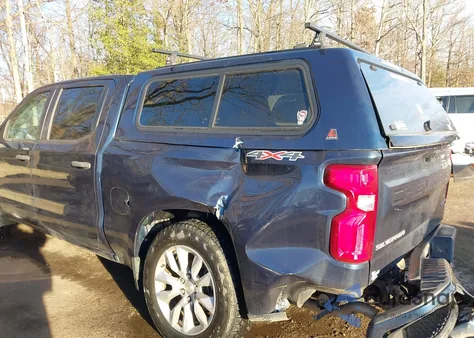 2020 Chevrolet Silverado 1500 4Wd Short Bed Custom из США, поврежденный, VIN 3GCUYBEF2LG331360